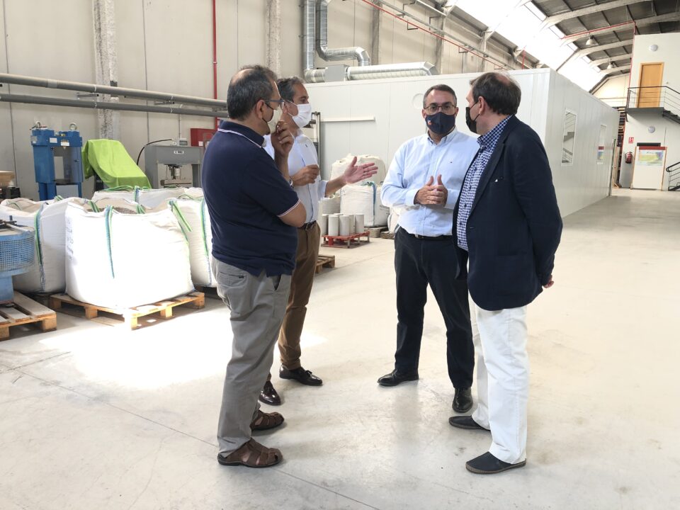 El Centro Tecnológico de la Construcción presenta sus instalaciones y proyectos al director general de Comercio e Innovación Empresarial de la CARM 24 FRECOM