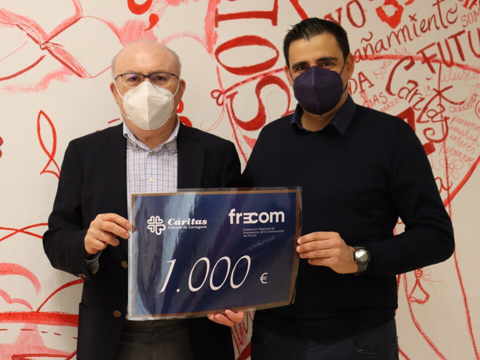 FRECOM mantiene su colaboración en la campaña de navidad de Cáritas Diócesis de Cartagena 4 FRECOM