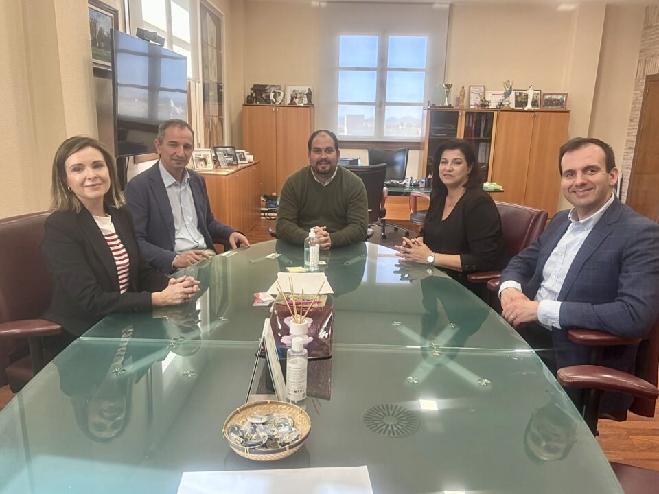 La Asociación de Constructores de Cartagena se reúne con el alcalde de Los Alcázares 44 FRECOM