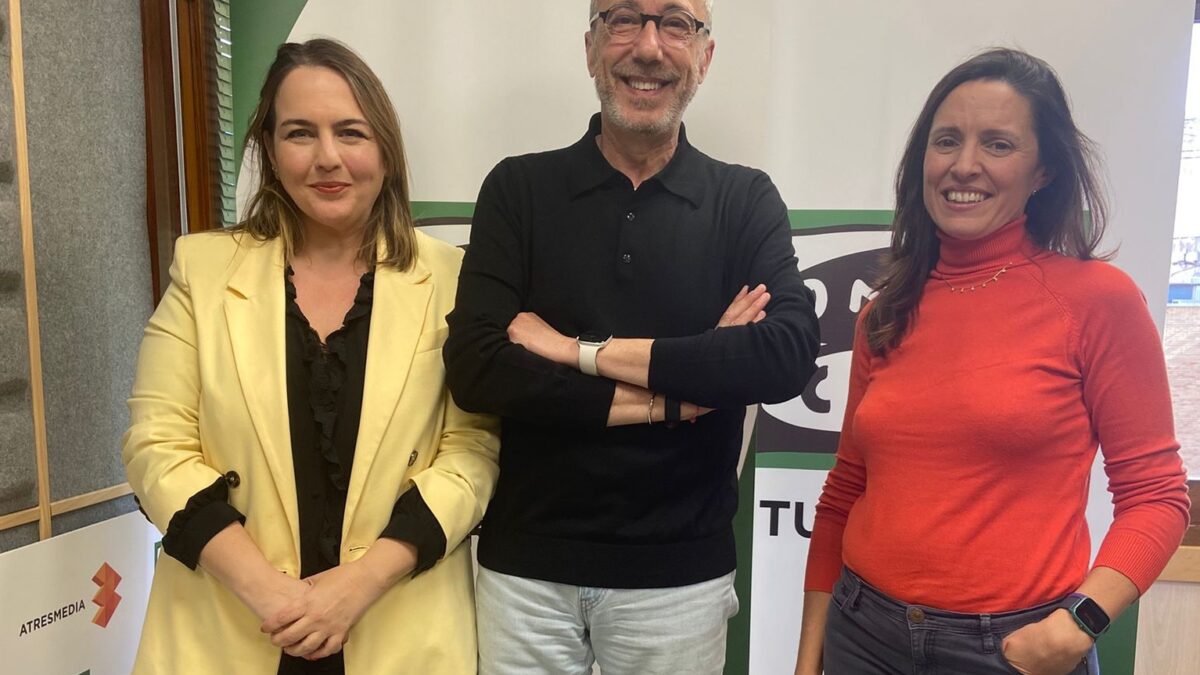 Marta Perona presenta la campaña 'Un minuto informado. Una vida protegida' en el espacio «Construyendo» de Onda Cero Murcia 2 FRECOM