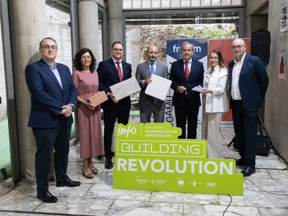 FRECOM impulsa la industrialización de la construcción con las jornadas ‘Building Revolution’ 20 FRECOM FRECOM impulsa la industrialización de la construcción con las jornadas ‘Building Revolution’ 20 FRECOM