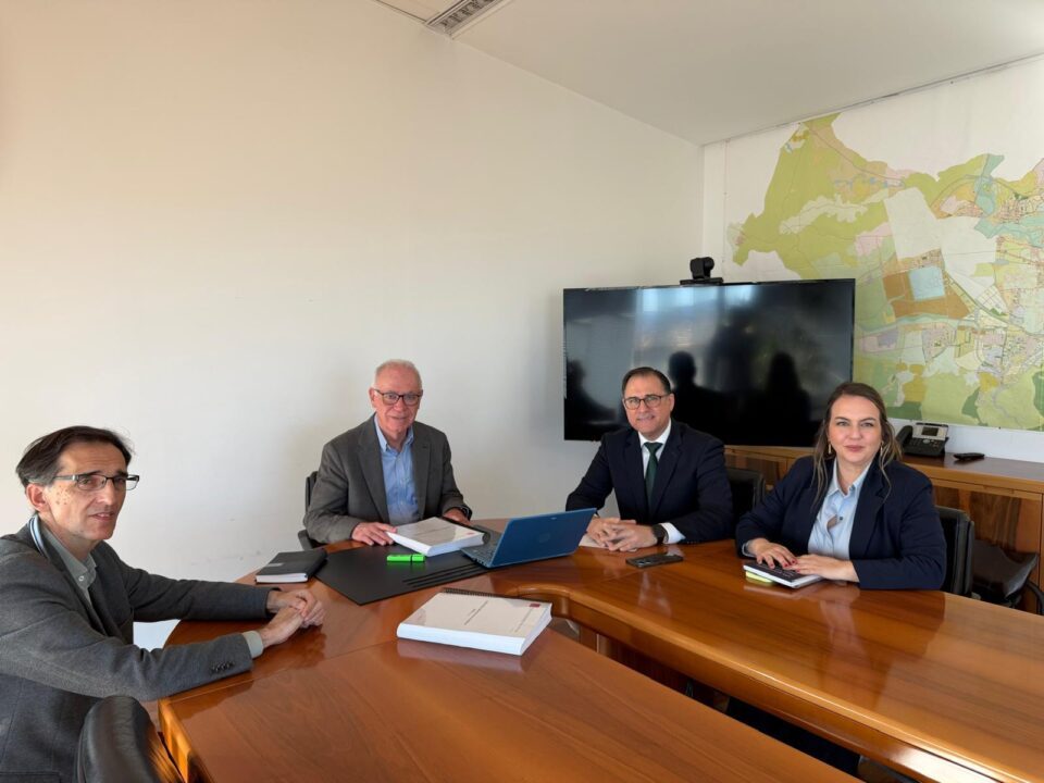 FRECOM apoya la estrategia de suelo del Ayuntamiento de Murcia, pero pide más velocidad y menos impuestos 4 FRECOM FRECOM apoya la estrategia de suelo del Ayuntamiento de Murcia, pero pide más velocidad y menos impuestos 4 FRECOM