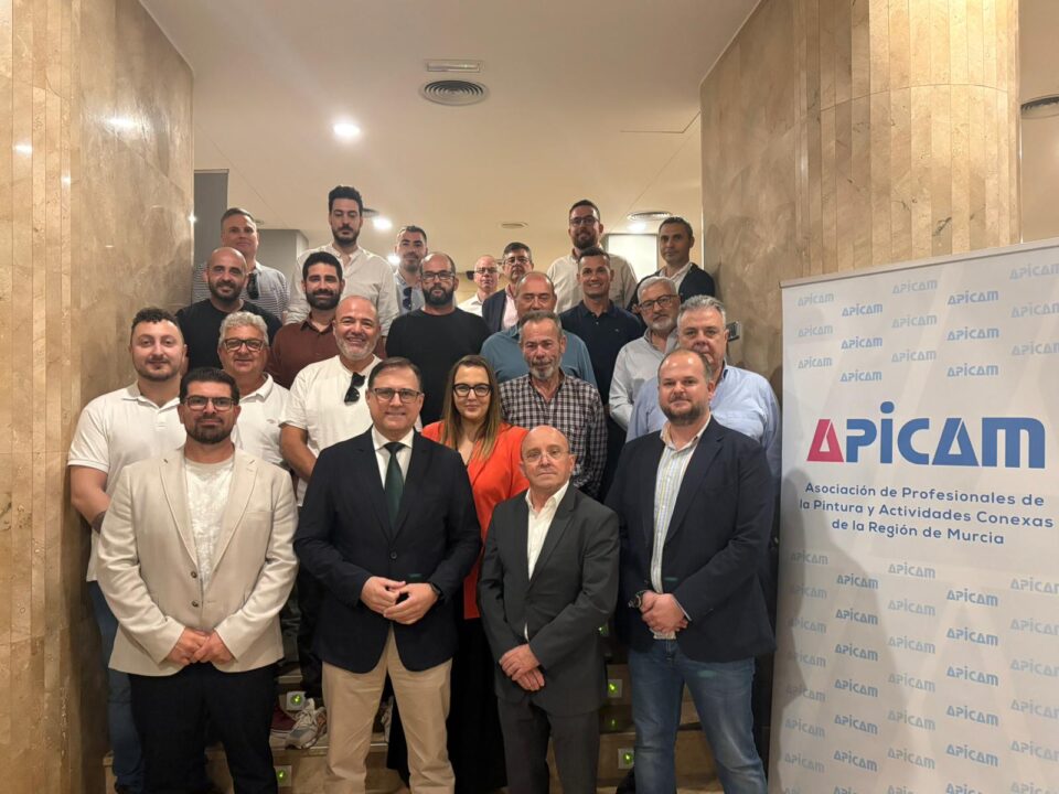 La asociación regional de profesionales de pintura, APICAM, elige a José Sánchez como nuevo presidente 20 FRECOM